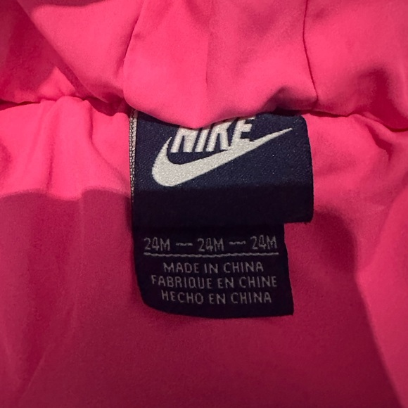 Nike purple puffer jacket size 24 months - Picture 4 of 6